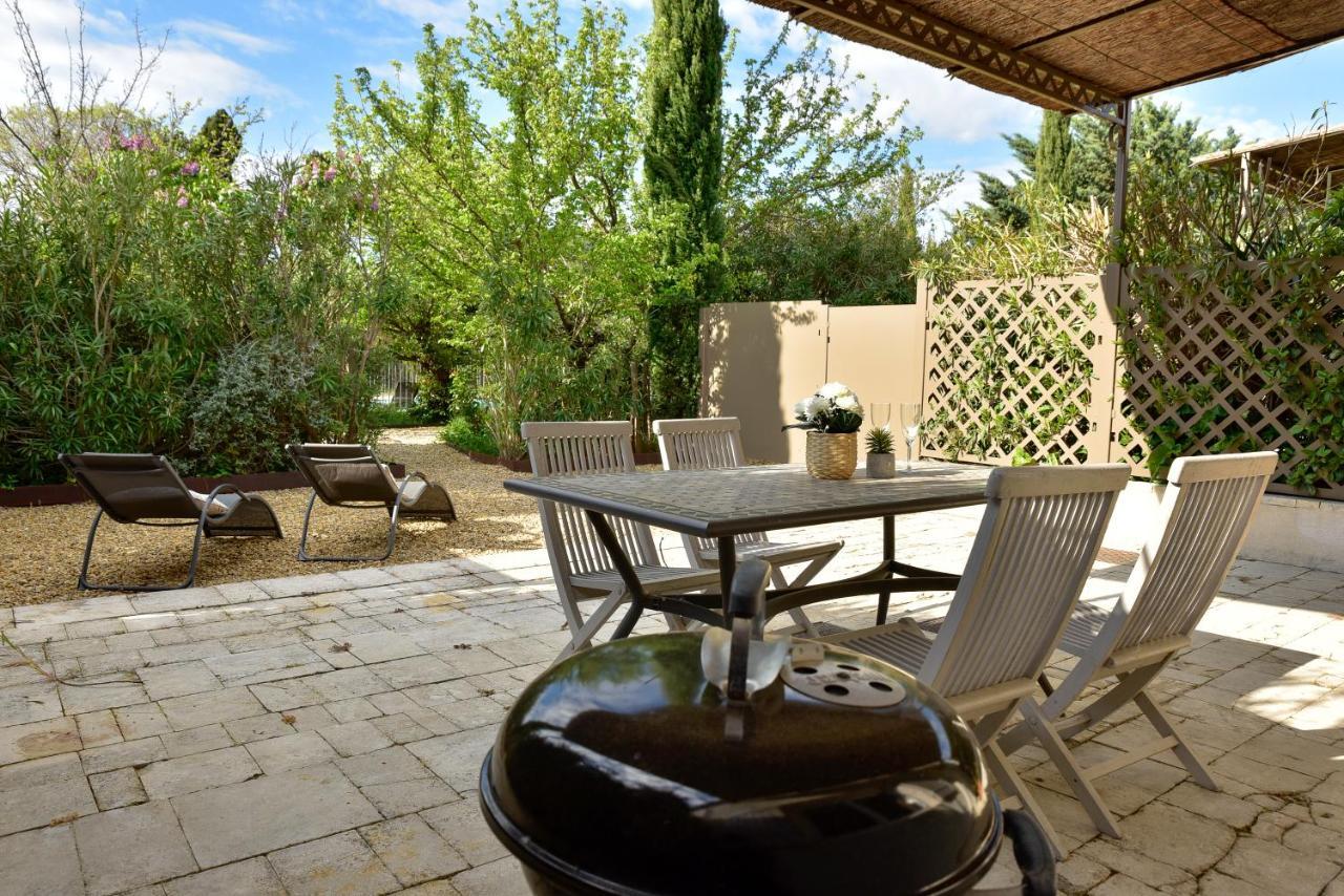 Domaine Du Mas Foucray Aparthotel Les Baux-de-Provence Exterior photo