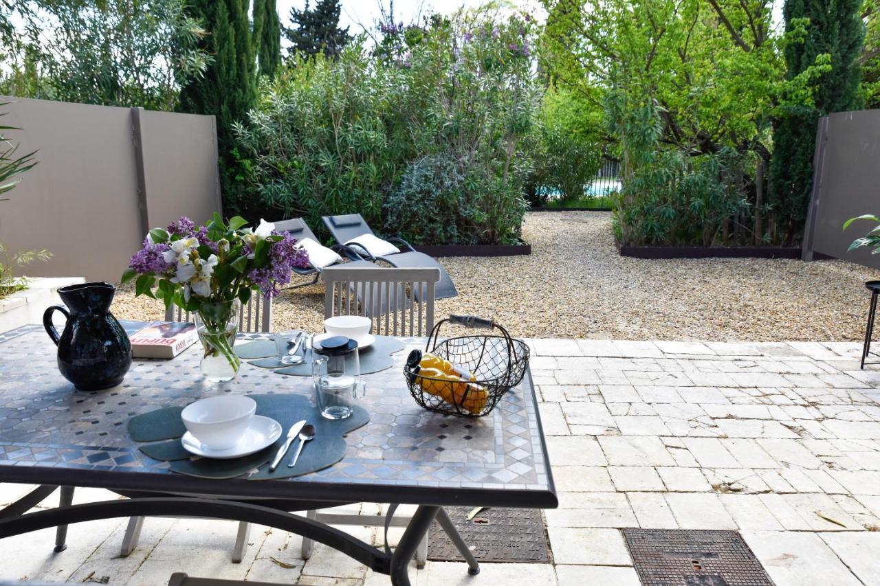 Domaine Du Mas Foucray Aparthotel Les Baux-de-Provence Exterior photo